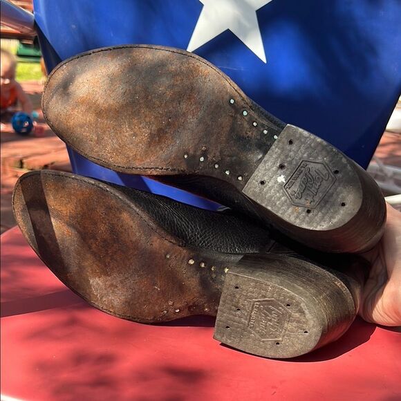 Tony Lama Black Leather Cowboy Boots with Embroidered Design Style 6904 Size 9 D - Picture 8 of 16